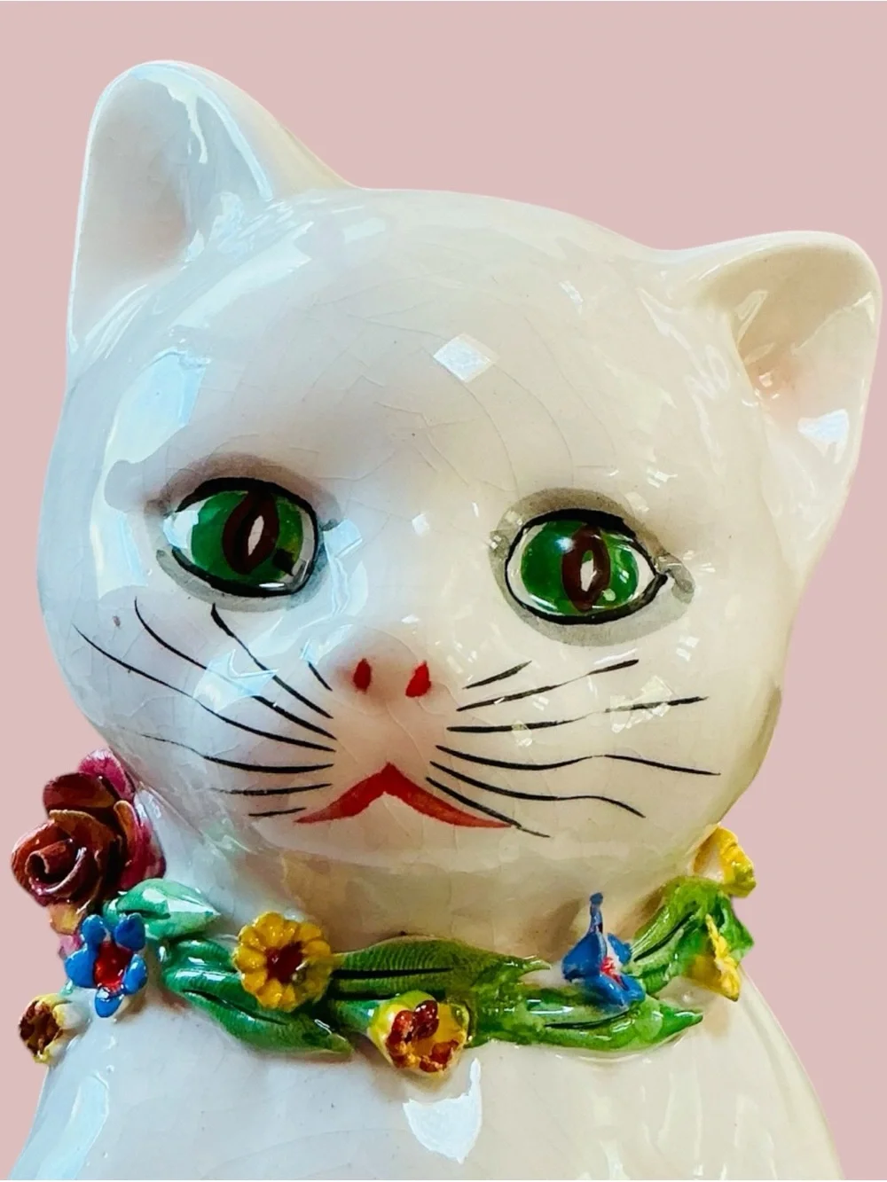 Large Italian White Whimsical Handpainted Cat Figurine Necklace Of Flowers